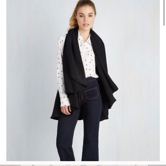 Modcloth Head to Macchiato‎ Knit Draped Circle Sweater Vest Cozy Cardigan OS - Picture 8 of 8